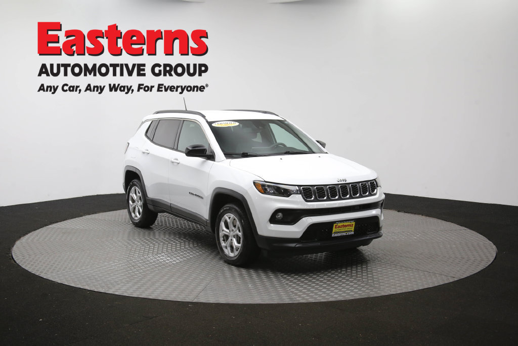 Used 2024 Jeep Compass Latitude AWD/4WD image 51