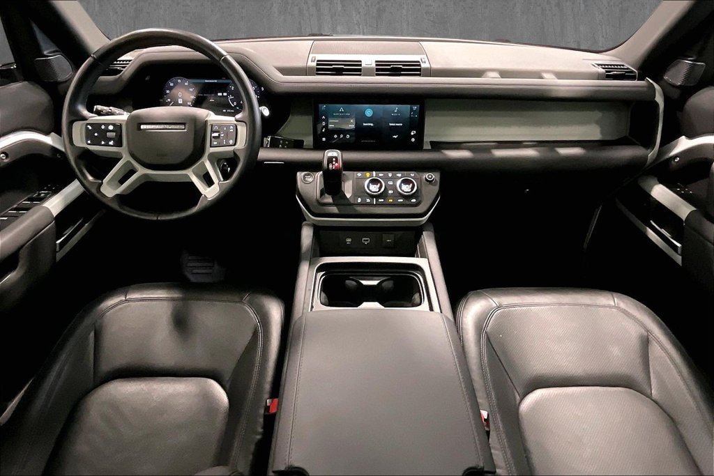 Certified 2024 Land Rover Defender 110 S AWD/4WD image 8