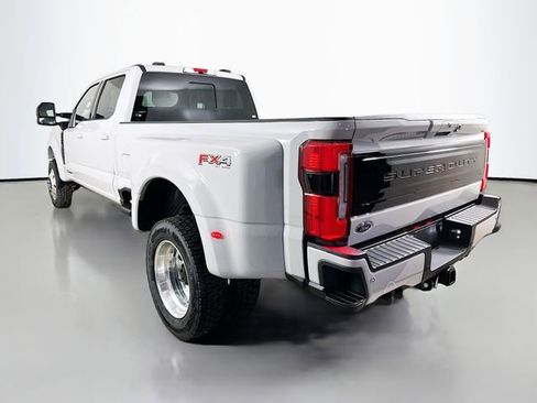 New 2026 Ford F450 Platinum w/ FX4 Off-Road Package image 5