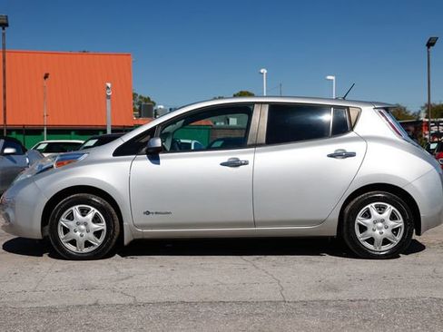 Used 2016 Nissan Leaf S w/ Charger Package image 8