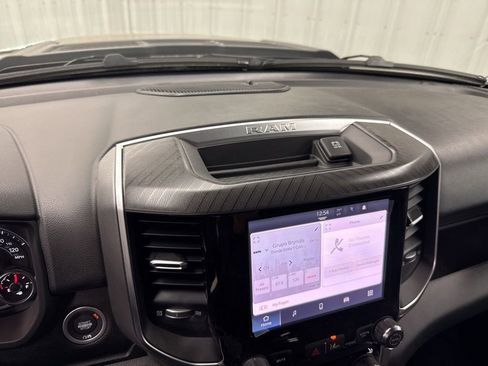 New 2026 RAM 1500 Express AWD/4WD image 22