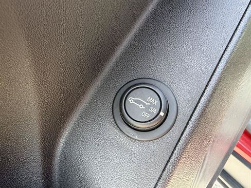 Used 2019 Chevrolet Equinox LT AWD/4WD image 30