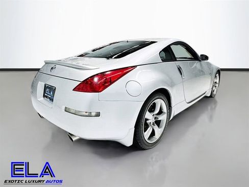 Used 2006 Nissan 350Z Enthusiast w/ (N93) Cargo Convenience Pkg image 5