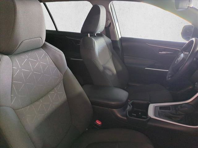 Used 2025 Toyota RAV4 XLE FWD image 19