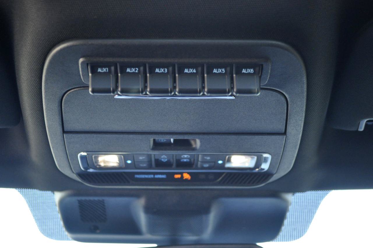 Used 2025 Ford F150 Raptor AWD/4WD image 23