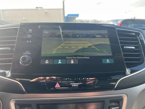 Used 2019 Honda Pilot EX image 19