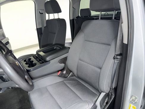 Used 2018 Chevrolet Silverado 1500 LT w/ All Star Edition image 15