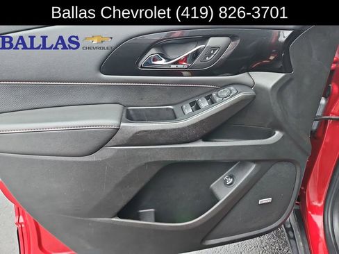 Certified 2023 Chevrolet Traverse RS w/ LPO, Floor Liner Package image 22