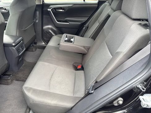 Used 2025 Toyota RAV4 XLE w/ Weather Package AWD/4WD image 16