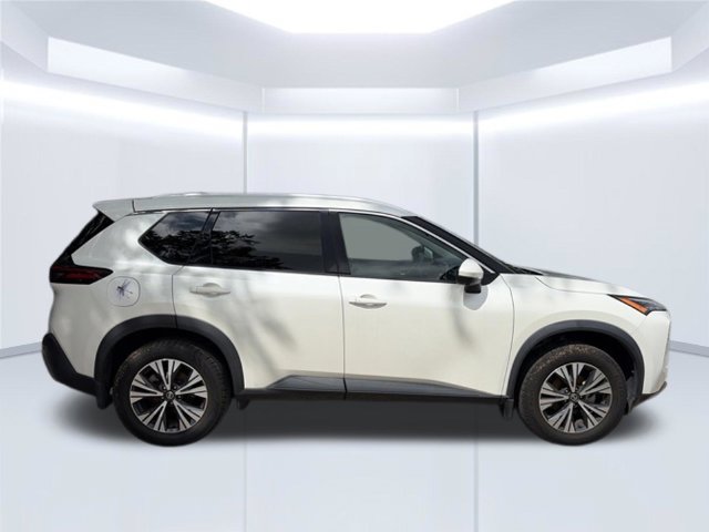 Used 2021 Nissan Rogue SV w/ Premium Package FWD image 5