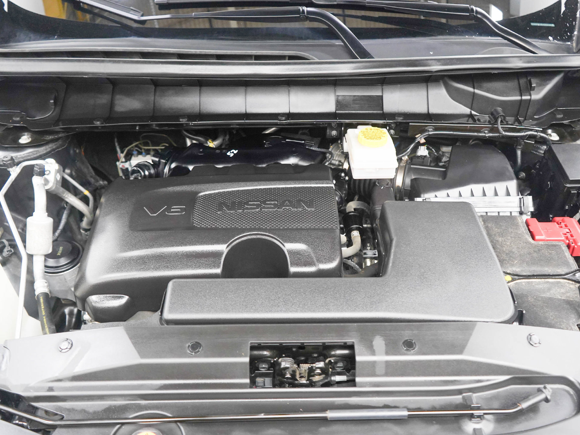 Used 2024 Nissan Pathfinder SL AWD/4WD image 31
