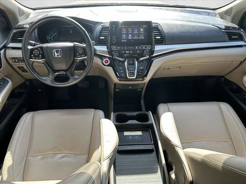 Used 2018 Honda Odyssey Elite image 21