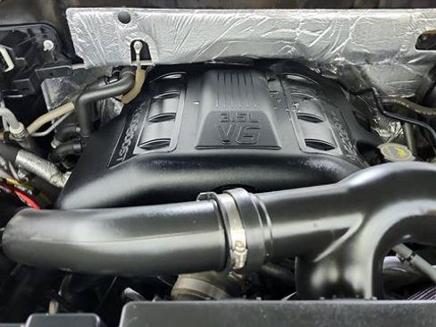Used 2017 Ford Expedition Platinum RWD image 40