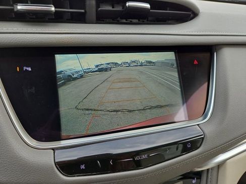 Used 2019 Cadillac XT5 Premium Luxury FWD image 30