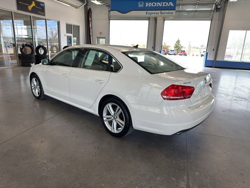Used 2014 Volkswagen Passat TDI SE image 3