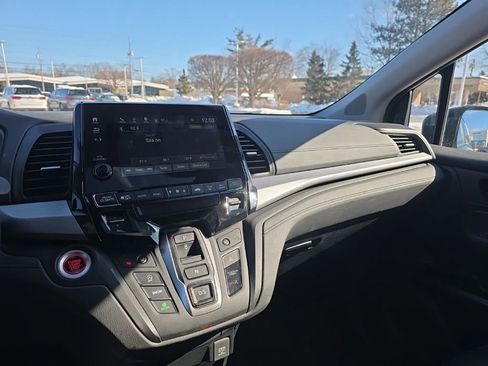 Certified 2024 Honda Odyssey EX-L image 20