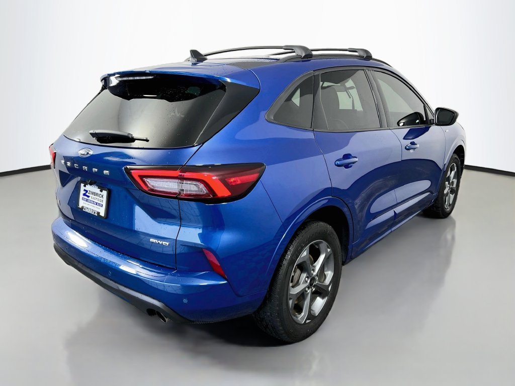 Used 2023 Ford Escape ST-Line w/ Tech Pack #1 AWD/4WD image 7