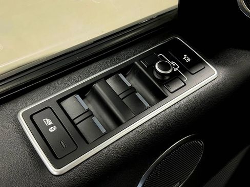 Used 2017 Land Rover Range Rover HSE AWD/4WD image 17
