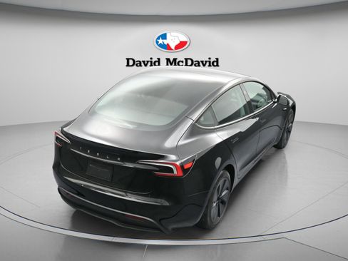 Used 2025 Tesla Model 3 Long Range image 29