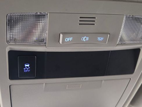 Used 2019 Toyota Tacoma SR5 image 26