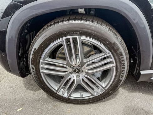 New 2026 Mercedes-Benz GLS 450 4MATIC image 10