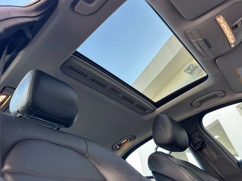 Used 2019 Mercedes-Benz C 300 Sedan image 16