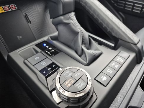 Used 2025 Toyota Sequoia TRD Pro w/ TRD Performance Package (TMS) image 19