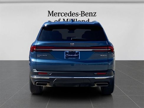 Used 2025 Buick Enclave Preferred image 6