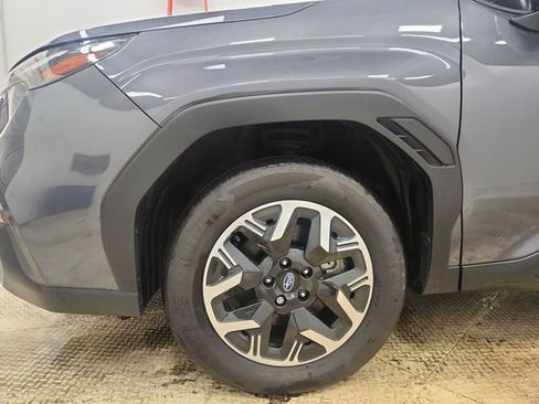 Used 2025 Subaru Forester Premium image 20
