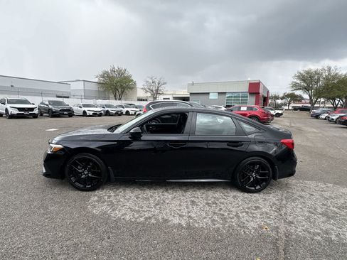 Used 2023 Honda Civic Sport image 11