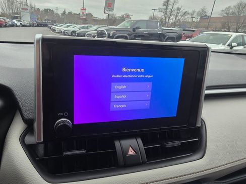 Used 2023 Toyota RAV4 XLE image 22