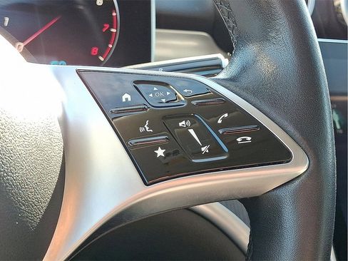 Used 2022 Mercedes-Benz C 300 4MATIC Sedan image 23