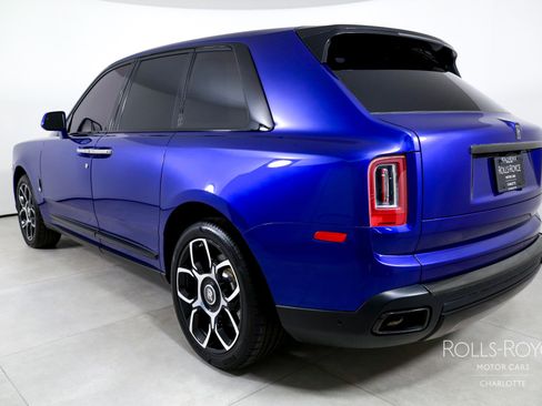 Used 2021 Rolls-Royce Cullinan Black Badge image 8