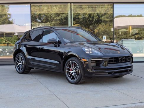 New 2026 Porsche Macan S image 7