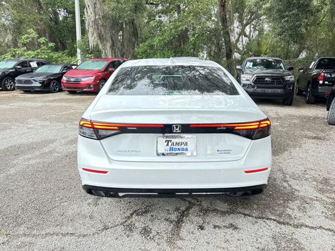 Certified 2024 Honda Accord Touring image 7