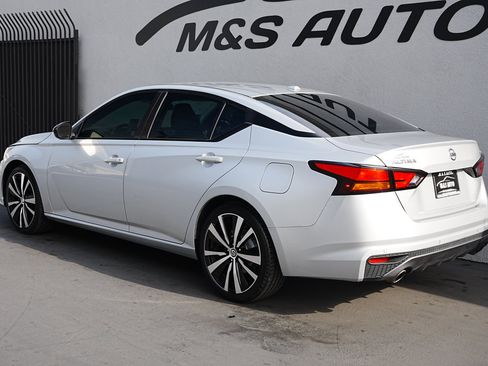 Used 2022 Nissan Altima 2.5 SR image 6