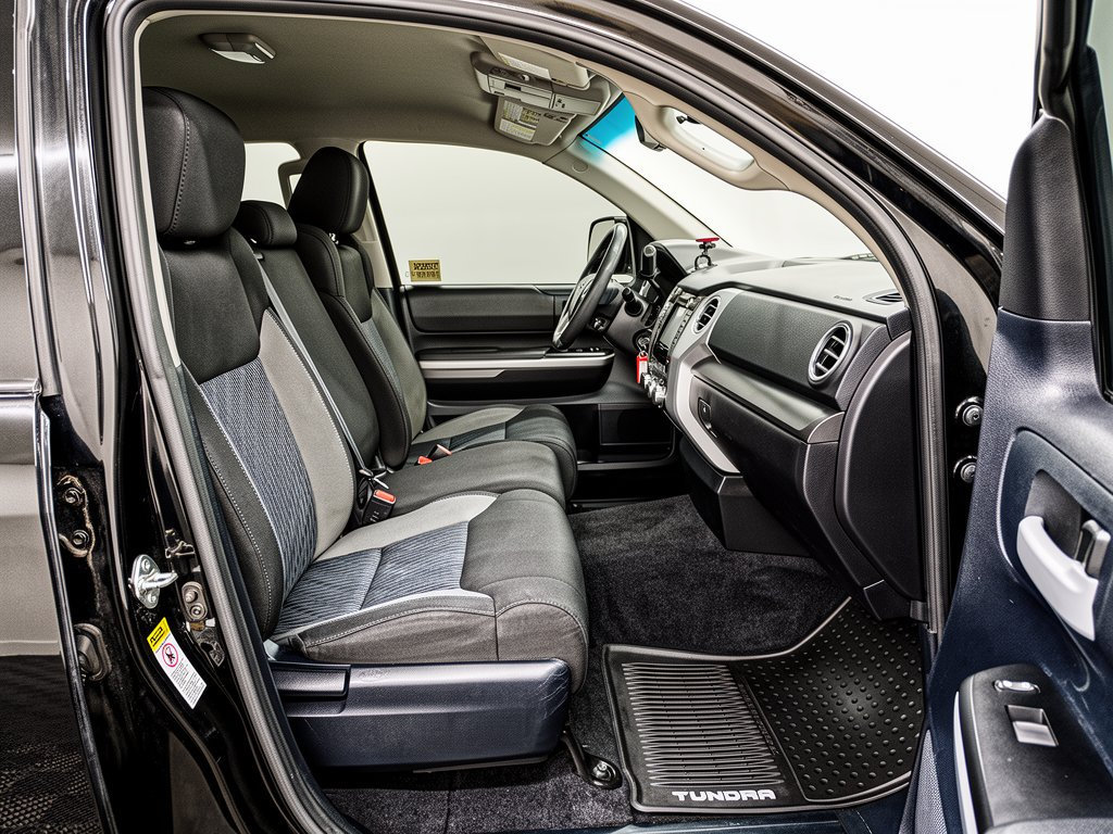 Used 2014 Toyota Tundra SR5 AWD/4WD image 27