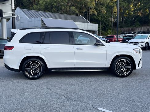 Certified 2025 Mercedes-Benz GLS 450 4MATIC w/ AMG Line Exterior image 5