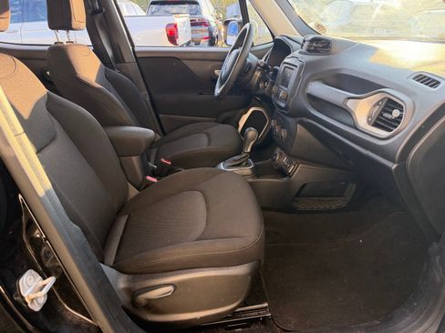 Used 2019 Jeep Renegade Sport AWD/4WD image 21
