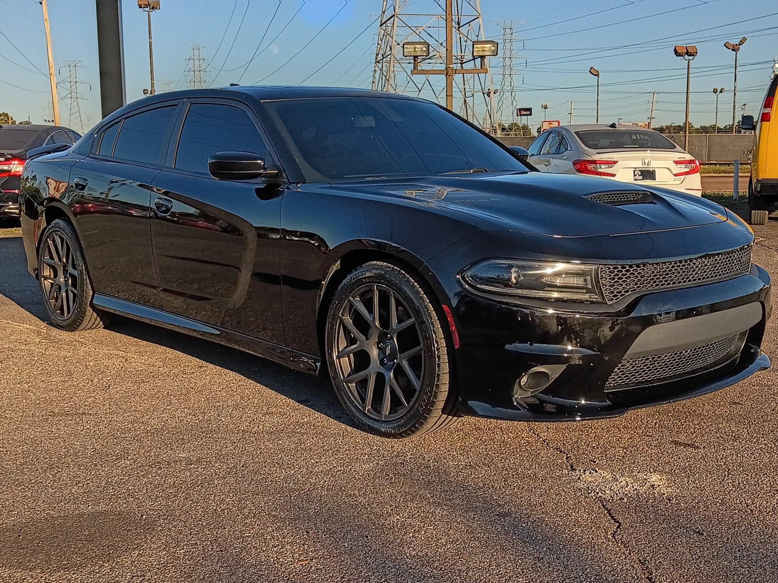 Used 2021 Dodge Charger R/T w/ Navigation & Travel Group RWD image 3