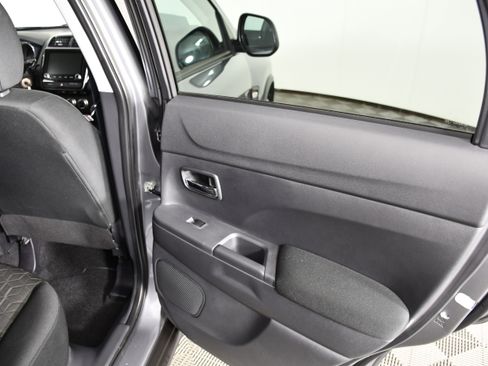 Used 2024 Mitsubishi Outlander Sport LE image 43