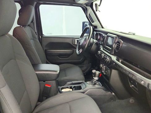 Used 2022 Jeep Wrangler Unlimited Sport image 24