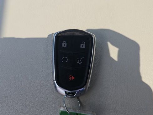 Used 2025 Cadillac XT6 Sport w/ LPO, Floor Liner Package image 38