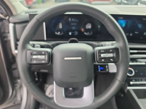 Used 2025 Hyundai Santa Fe SEL FWD image 31
