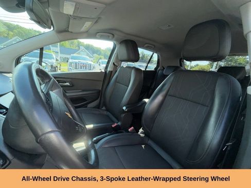 Used 2022 Chevrolet Trax LT w/ Sport Edition AWD/4WD image 6