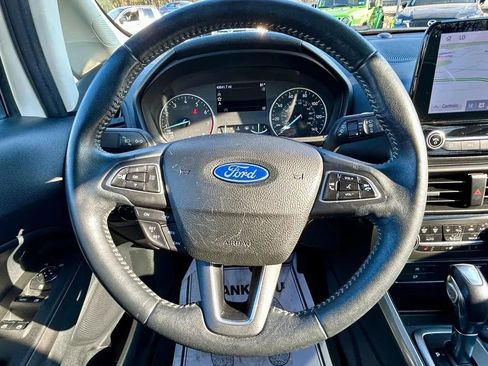 Used 2020 Ford EcoSport SES w/ SES Black Appearance Package image 18