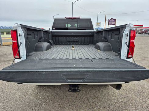 Used 2024 Chevrolet Silverado 3500 High Country w/ Technology Package image 5