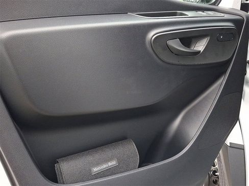 New 2025 Mercedes-Benz Sprinter 3500 image 9