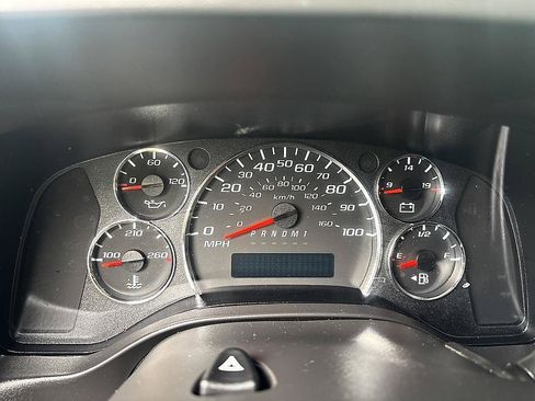 Used 2023 GMC Savana 2500 w/ Driver Convenience Package RWD image 13