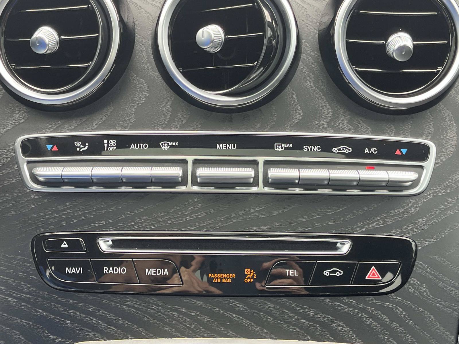 Certified 2019 Mercedes-Benz GLC 300 image 35